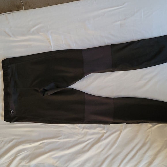 Puma Warm Cell Running Tights, size S, Black - Picture 4 of 4